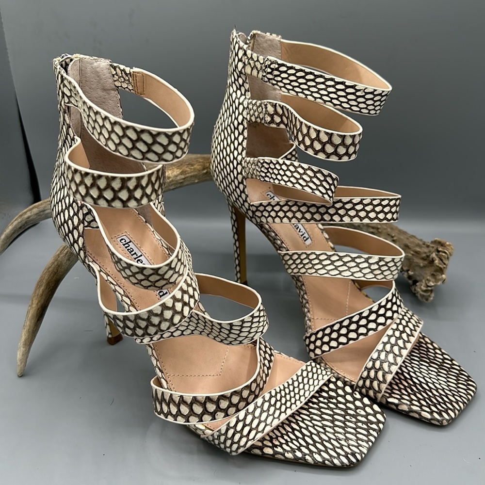 Charles David Leather Stilleto Heels Sz 8